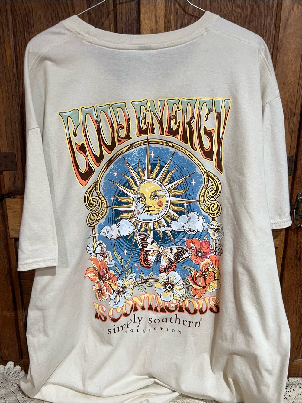 Simply Southern Women’s Cream Graphic Tee - "Good Energy"